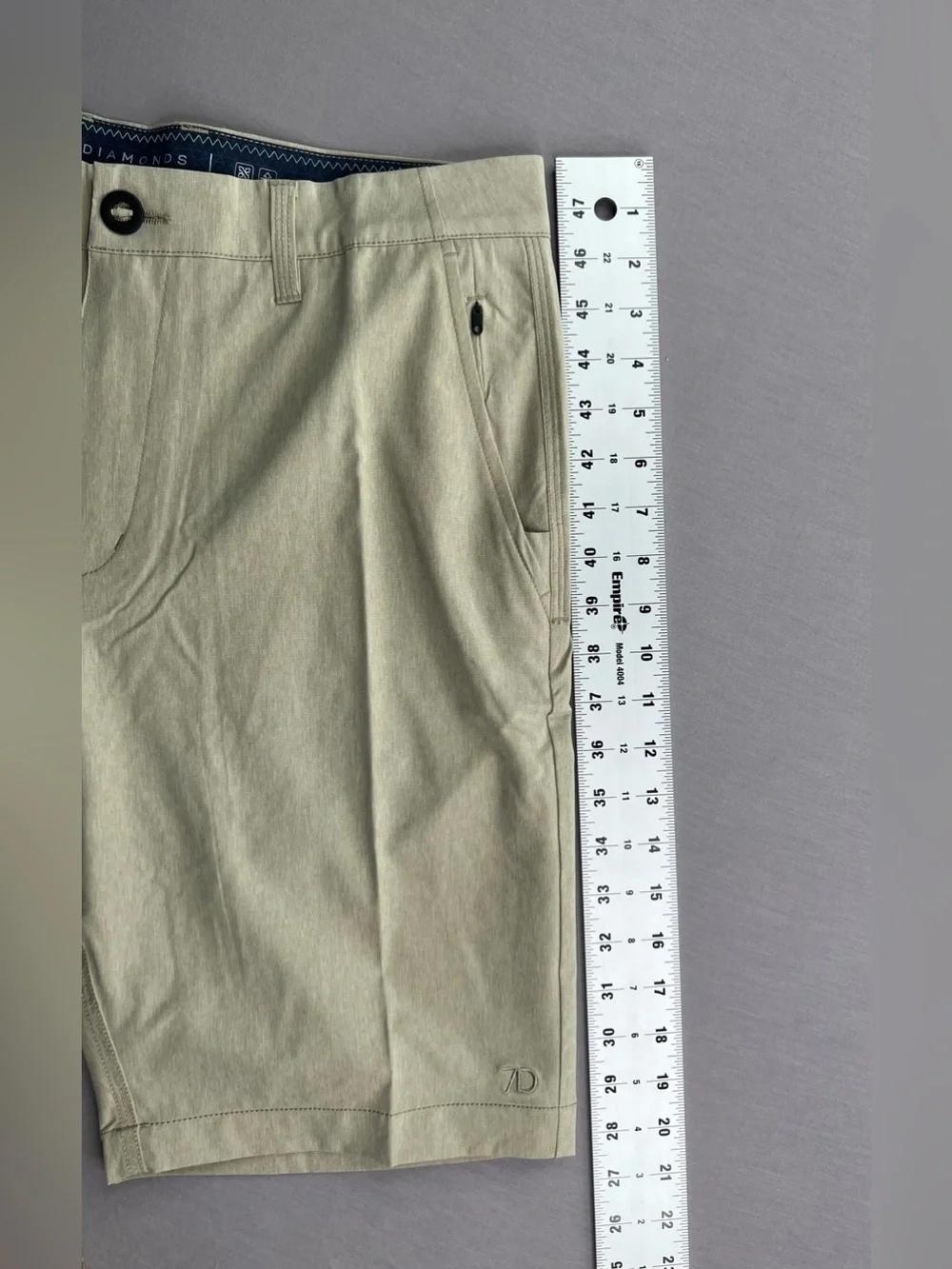 7 DIAMONDS SIERRA HIGH PERFORMANCE WATER RESISTANT SHORTS